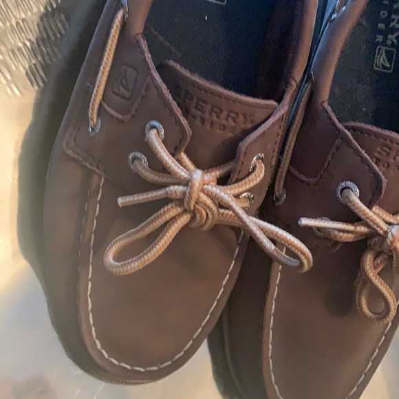 Boys Brown Sperry Top Siders, excellent condition - Picture 3 of 5